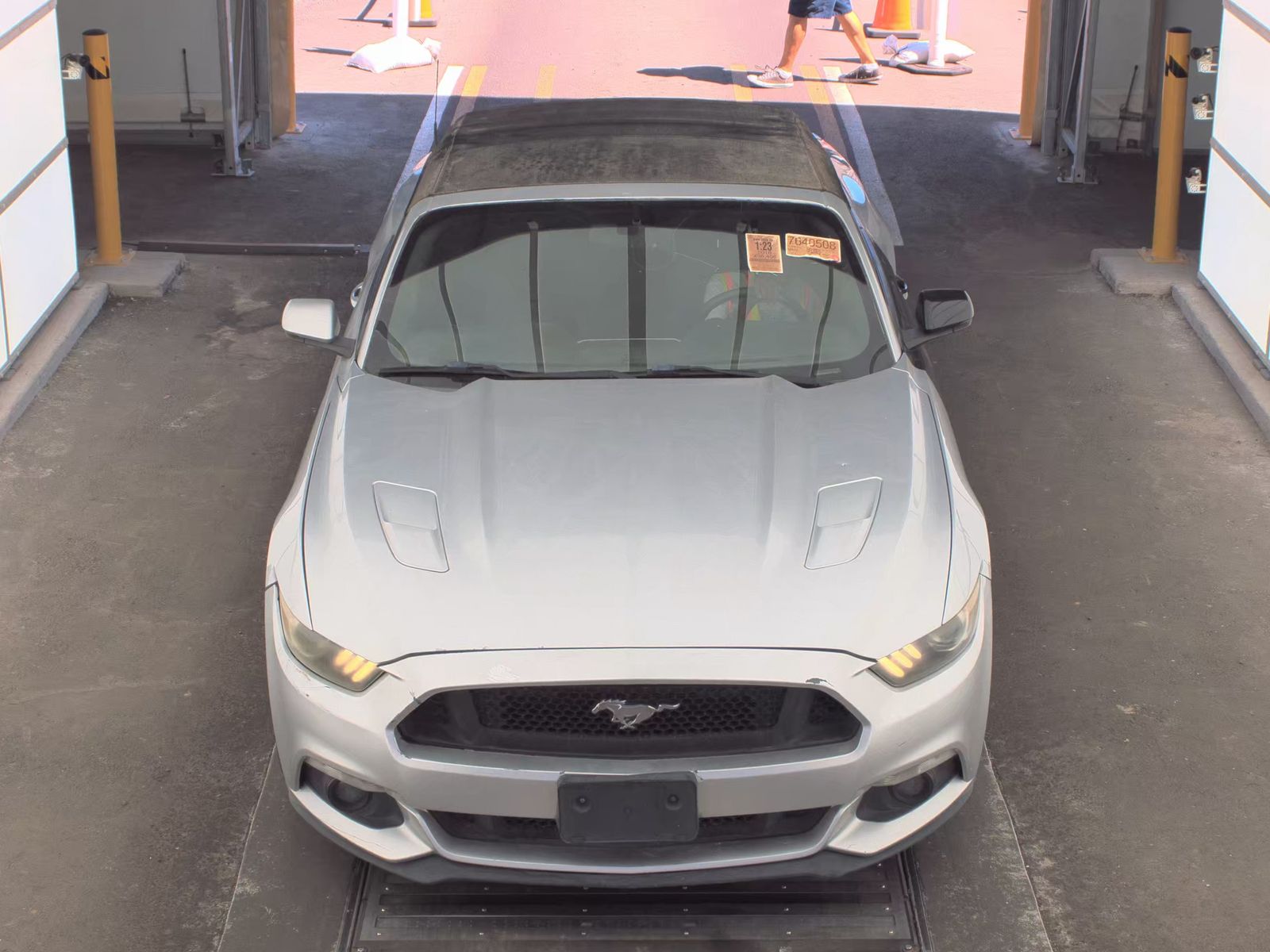 Ford Mustang 2016 — photo 2