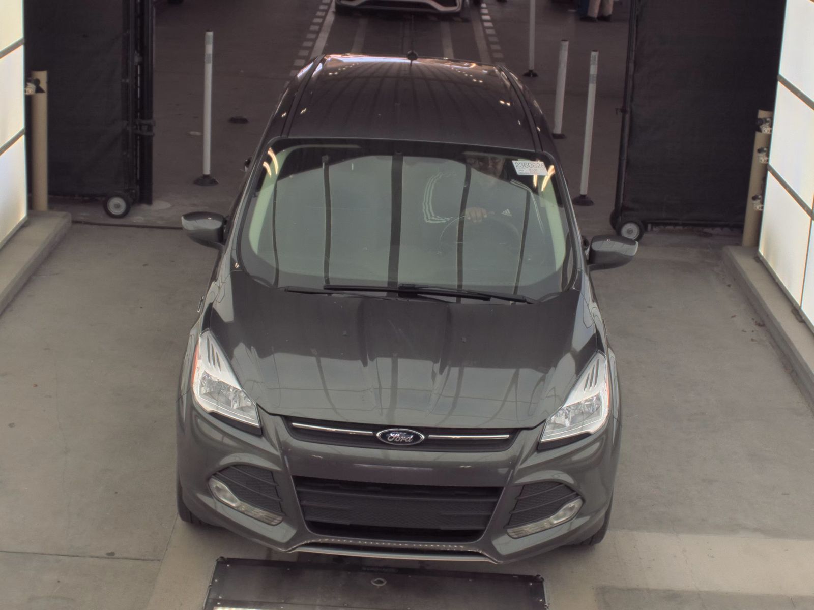 Ford Escape 2015 — photo 2