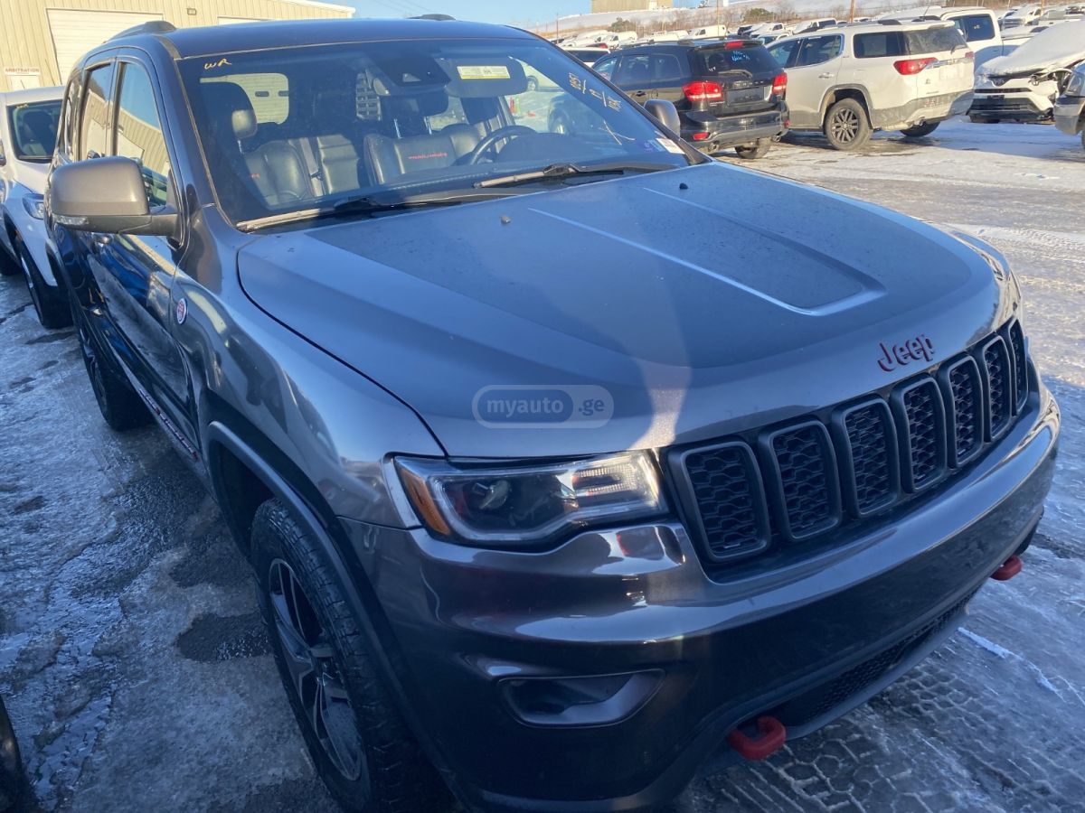 Jeep Grand Cherokee 2019 — photo 2