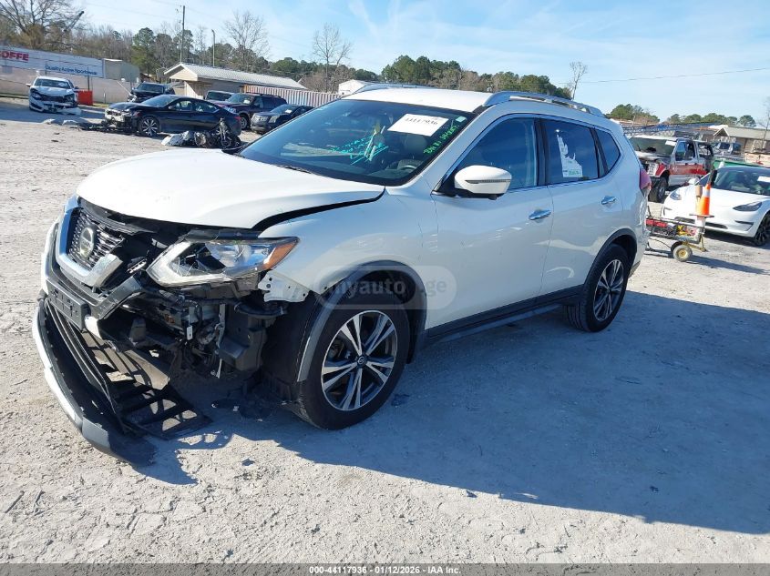 Nissan Rogue 2019 — photo 2