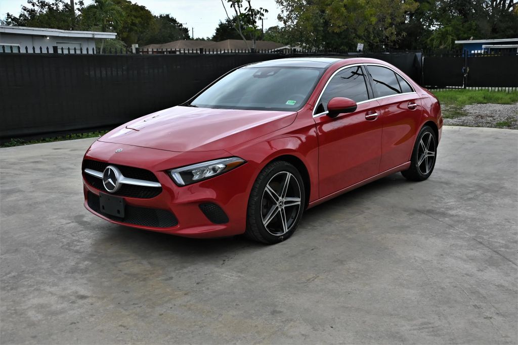 Mercedes-Benz A 220