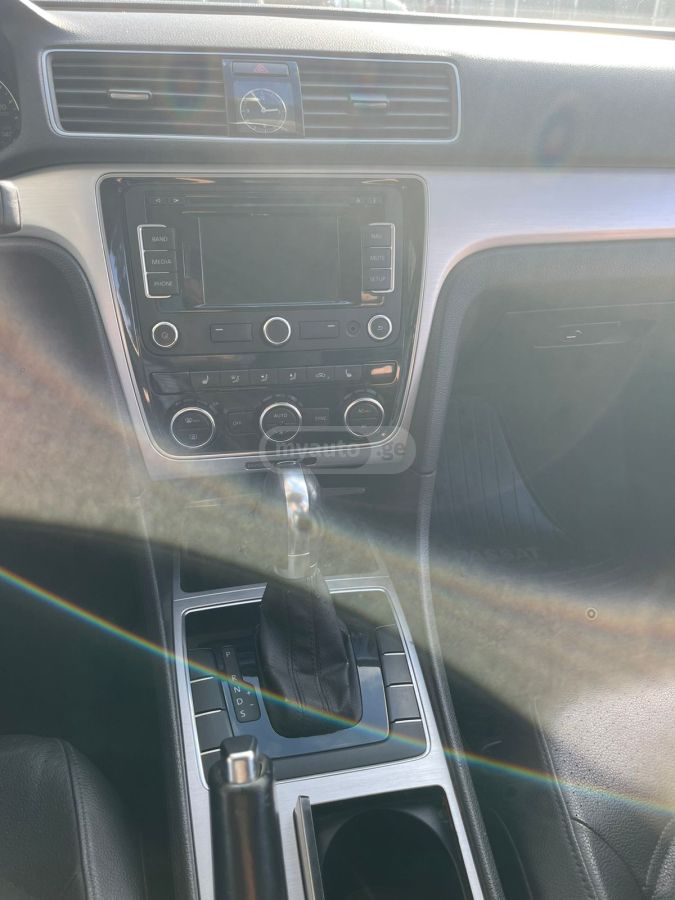 Hyundai Elantra 2012 — photo 2