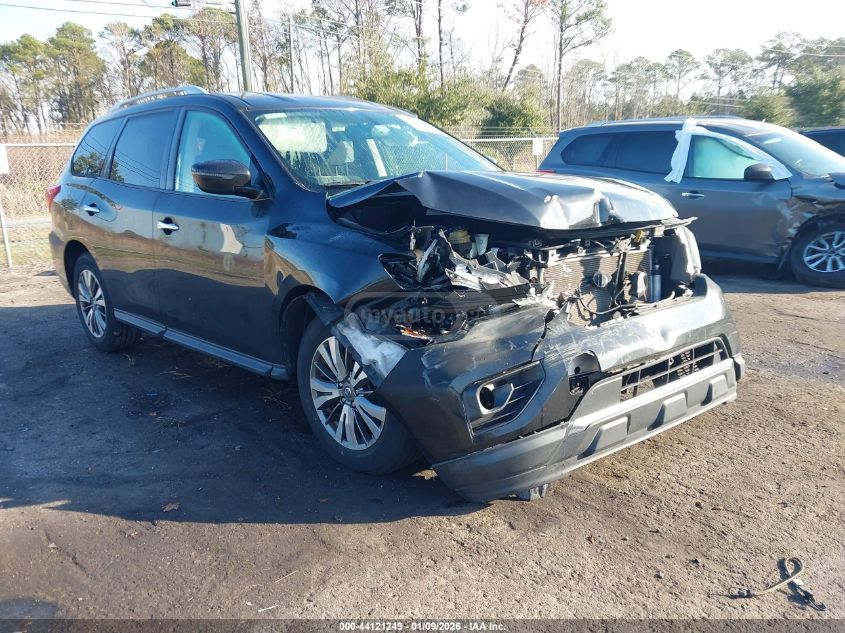 Nissan Pathfinder 2019 — photo 2