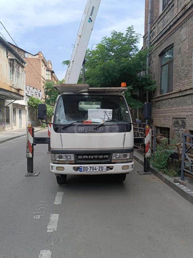 Mitsubishi Canter
