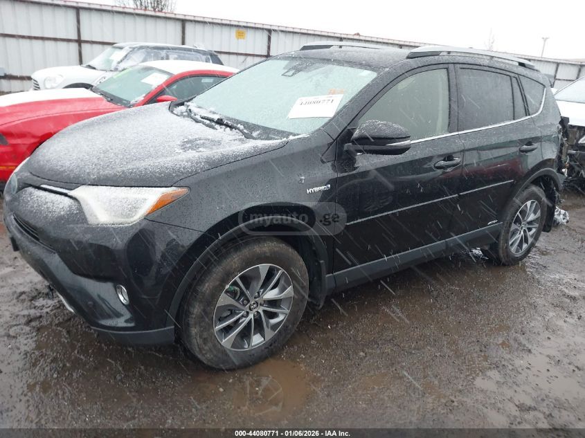 Toyota RAV4 2018 — photo 2