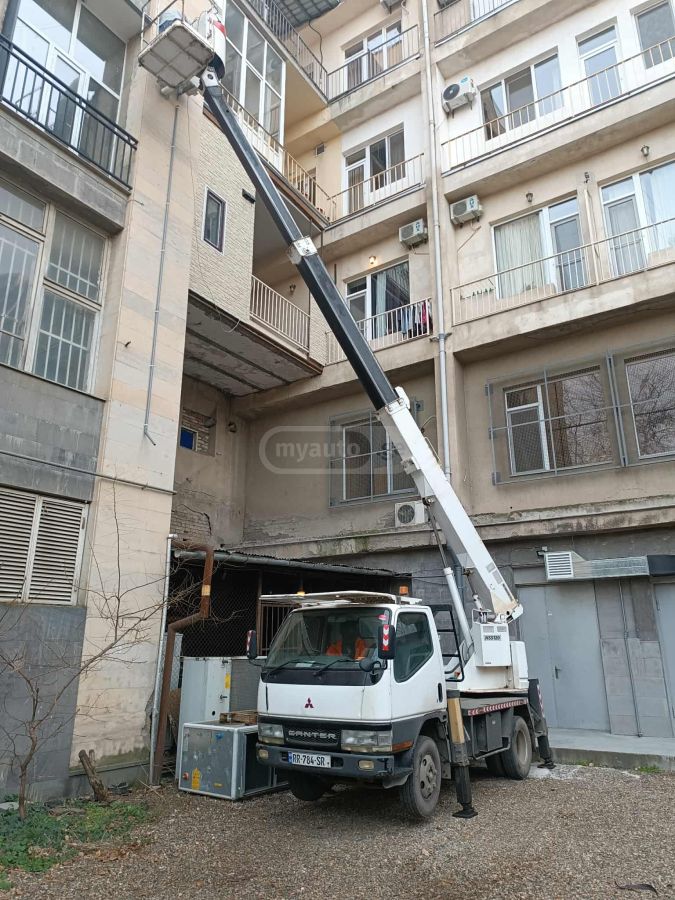 Mitsubishi Canter 2002 — photo 2