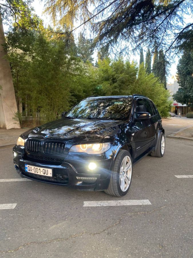 BMW X5 2009 — photo 2