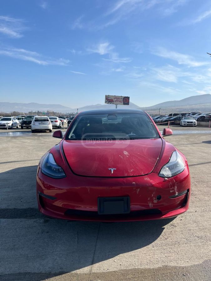 Tesla Model 3 2022 — photo 2