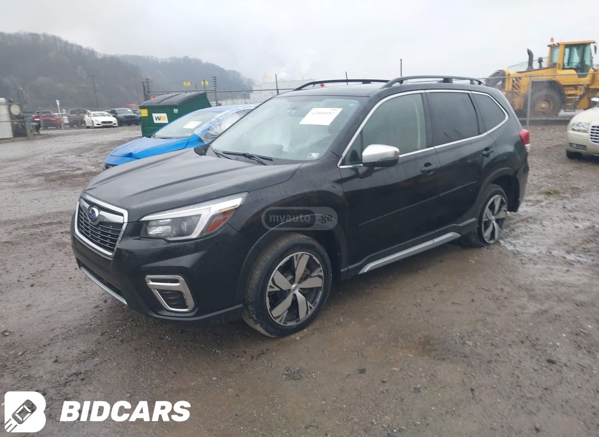 Subaru Forester 2022 — photo 2