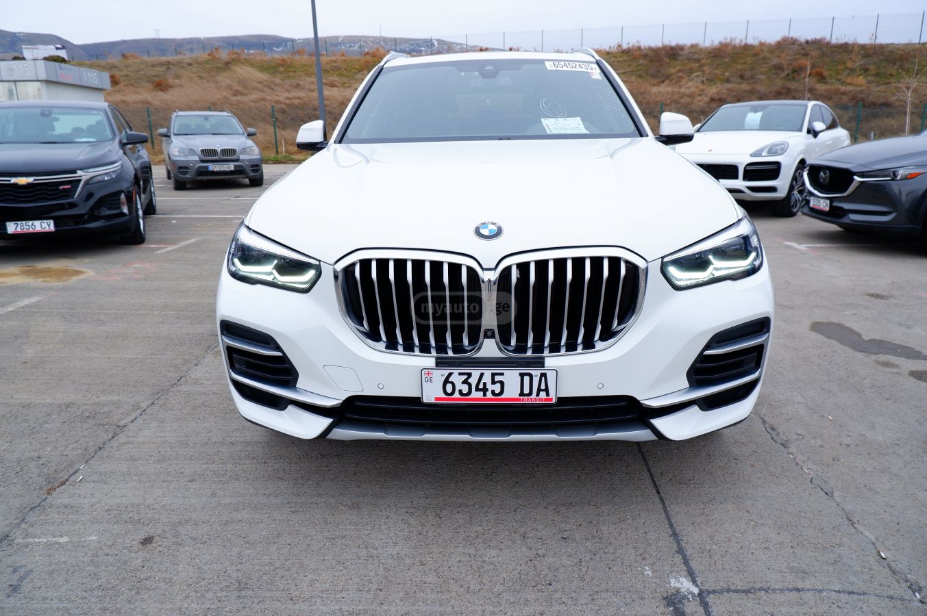 BMW X5 2021 — photo 2