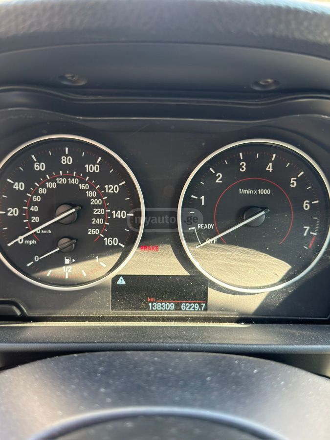 BMW M235 2013 — photo 2