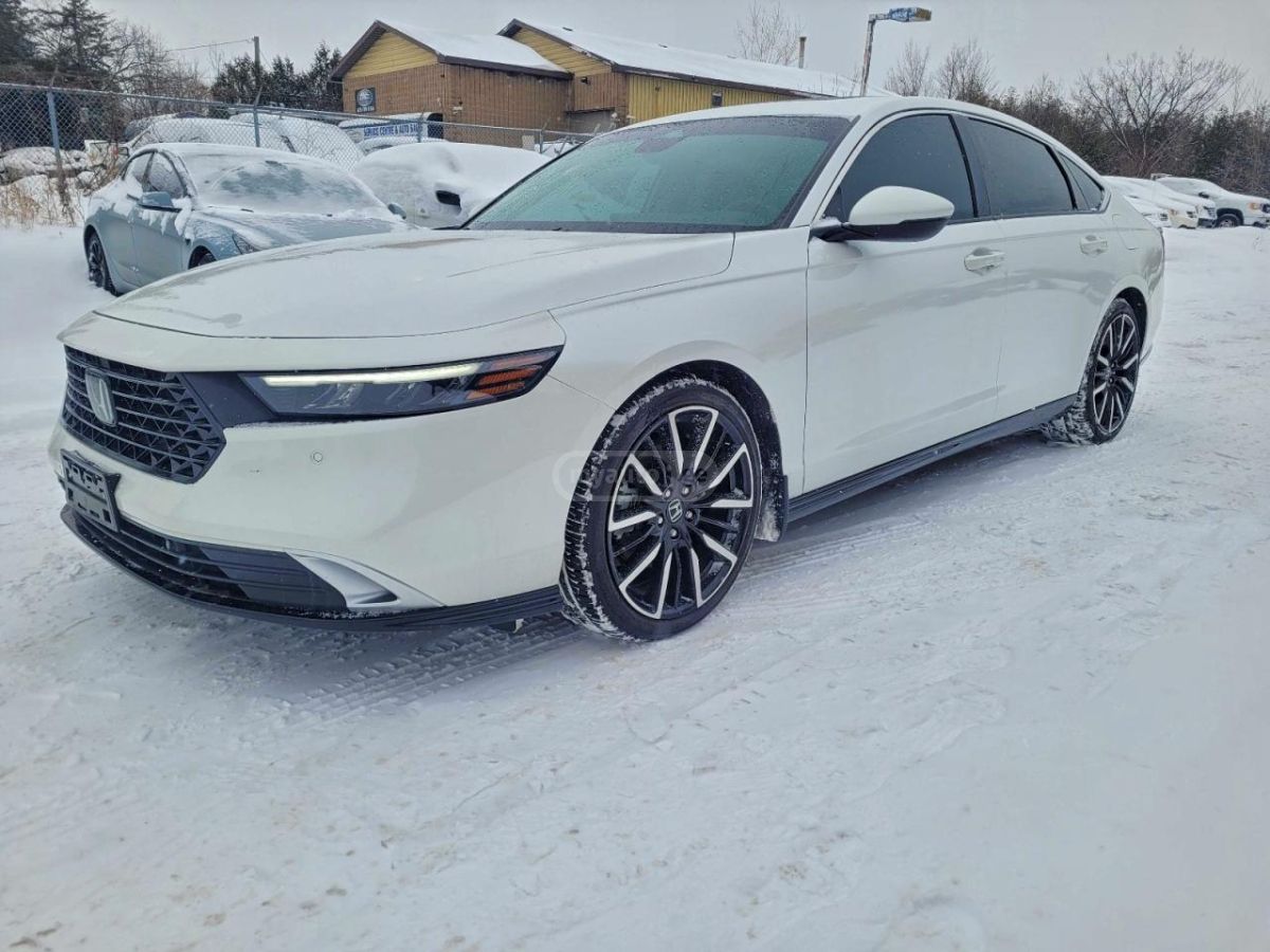 Honda Accord 2023 — photo 2
