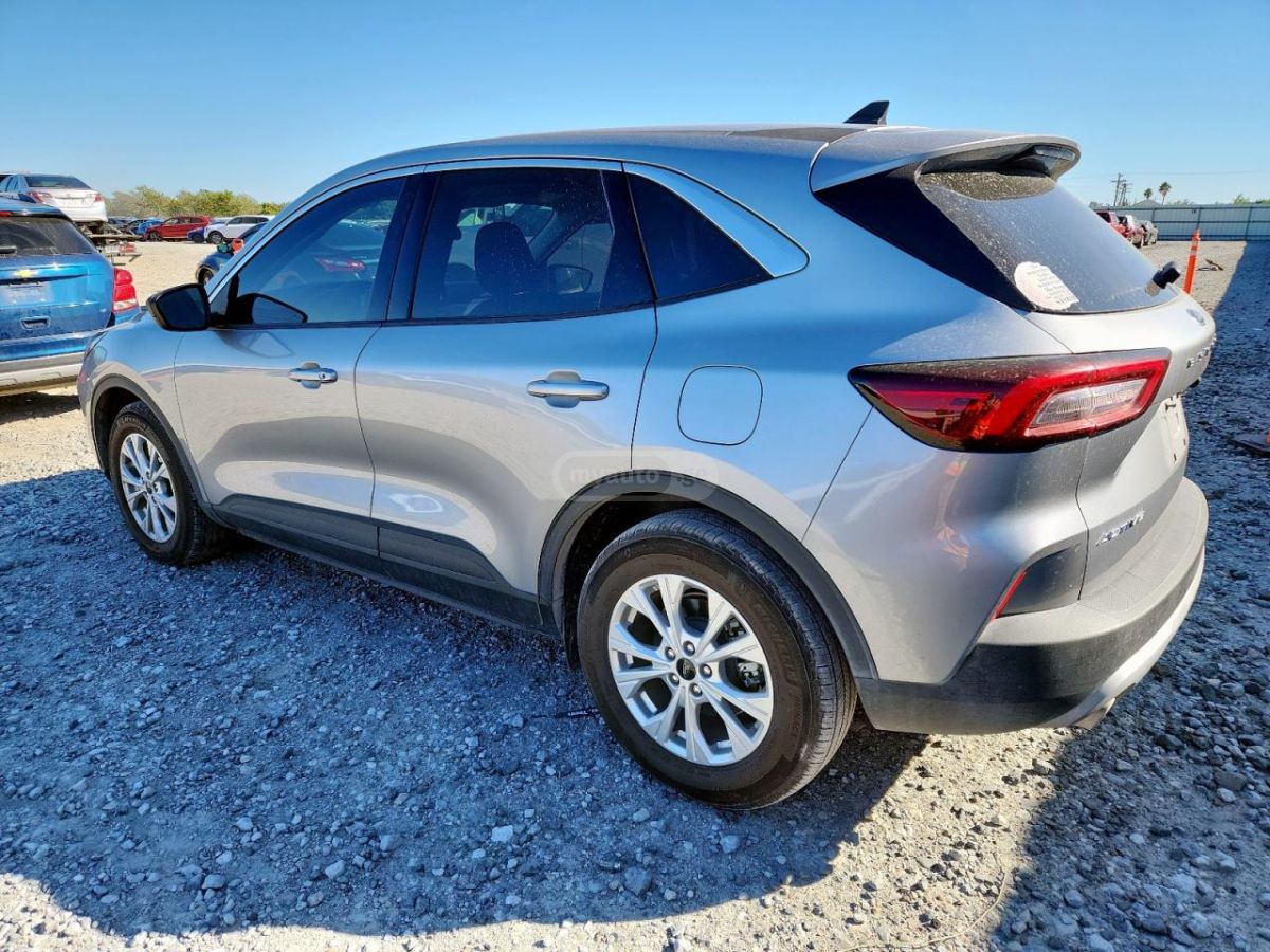 Ford Escape 2024 — photo 2