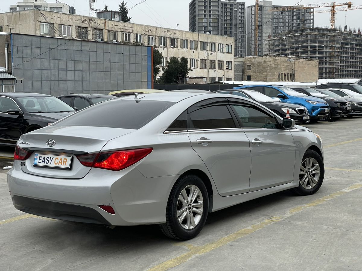 Hyundai Sonata 2013 — photo 2