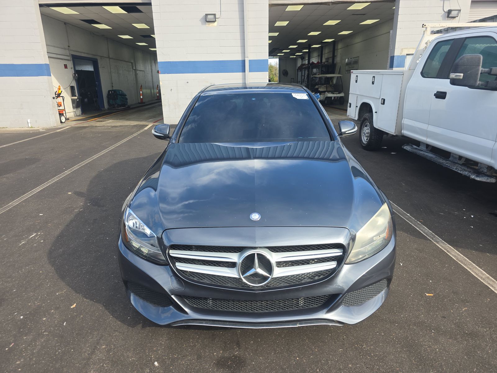 Mercedes-Benz C 300 2015 — photo 2