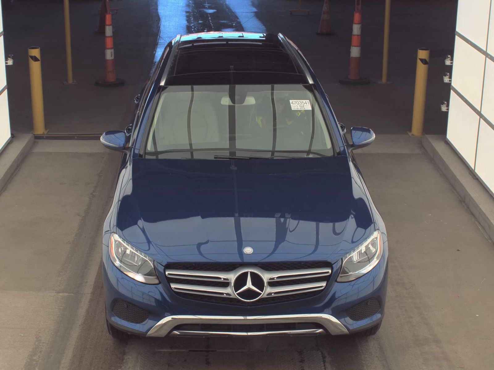 Mercedes-Benz GLC 300 2017 — photo 2