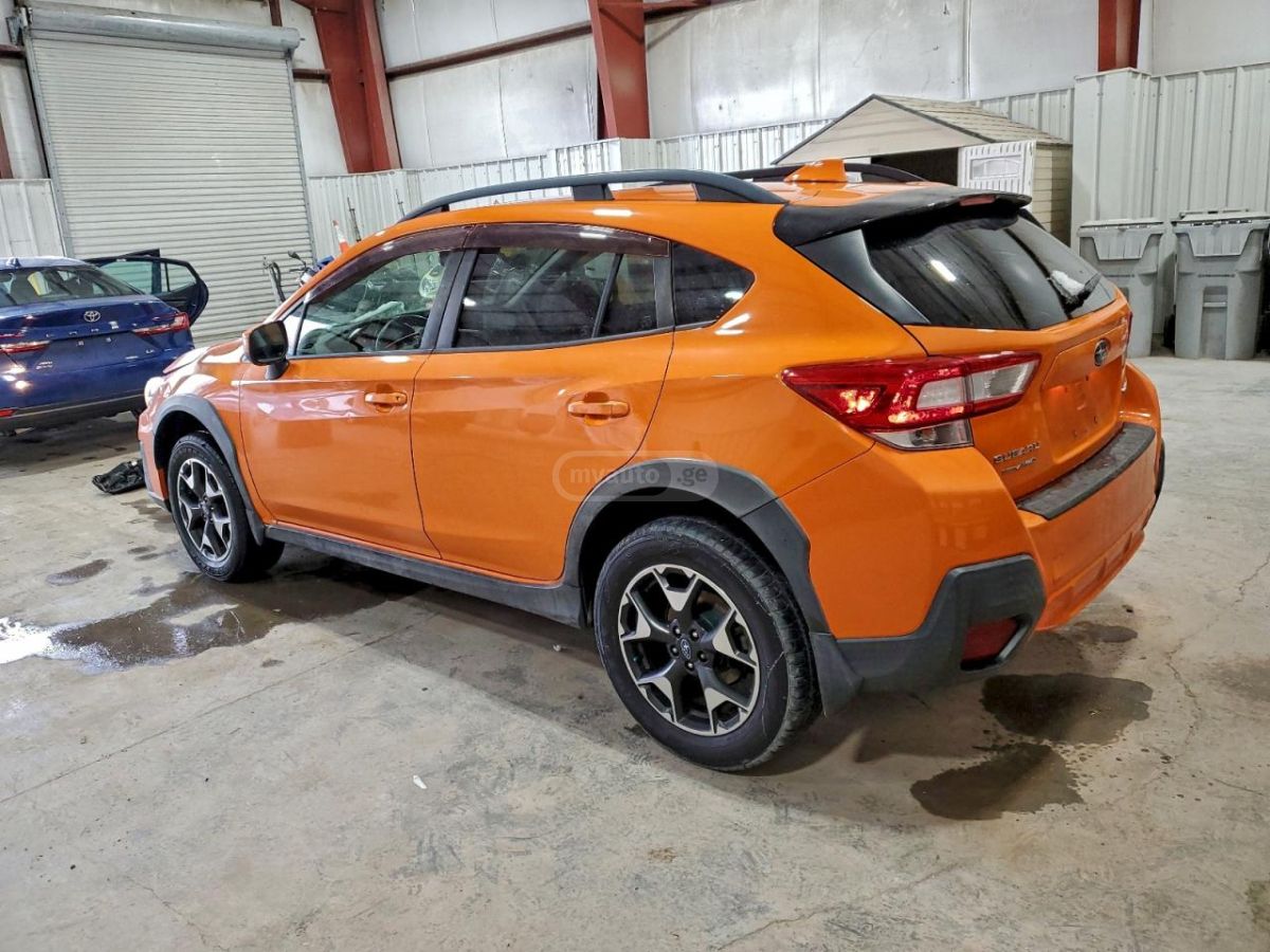 Subaru Crosstrek 2019 — photo 2