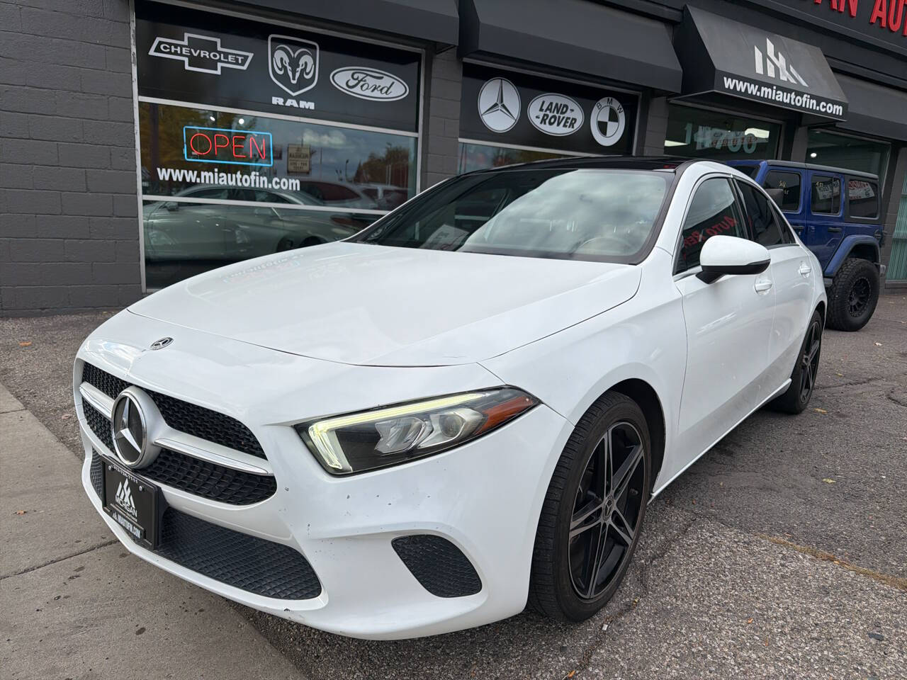 Mercedes-Benz A 220