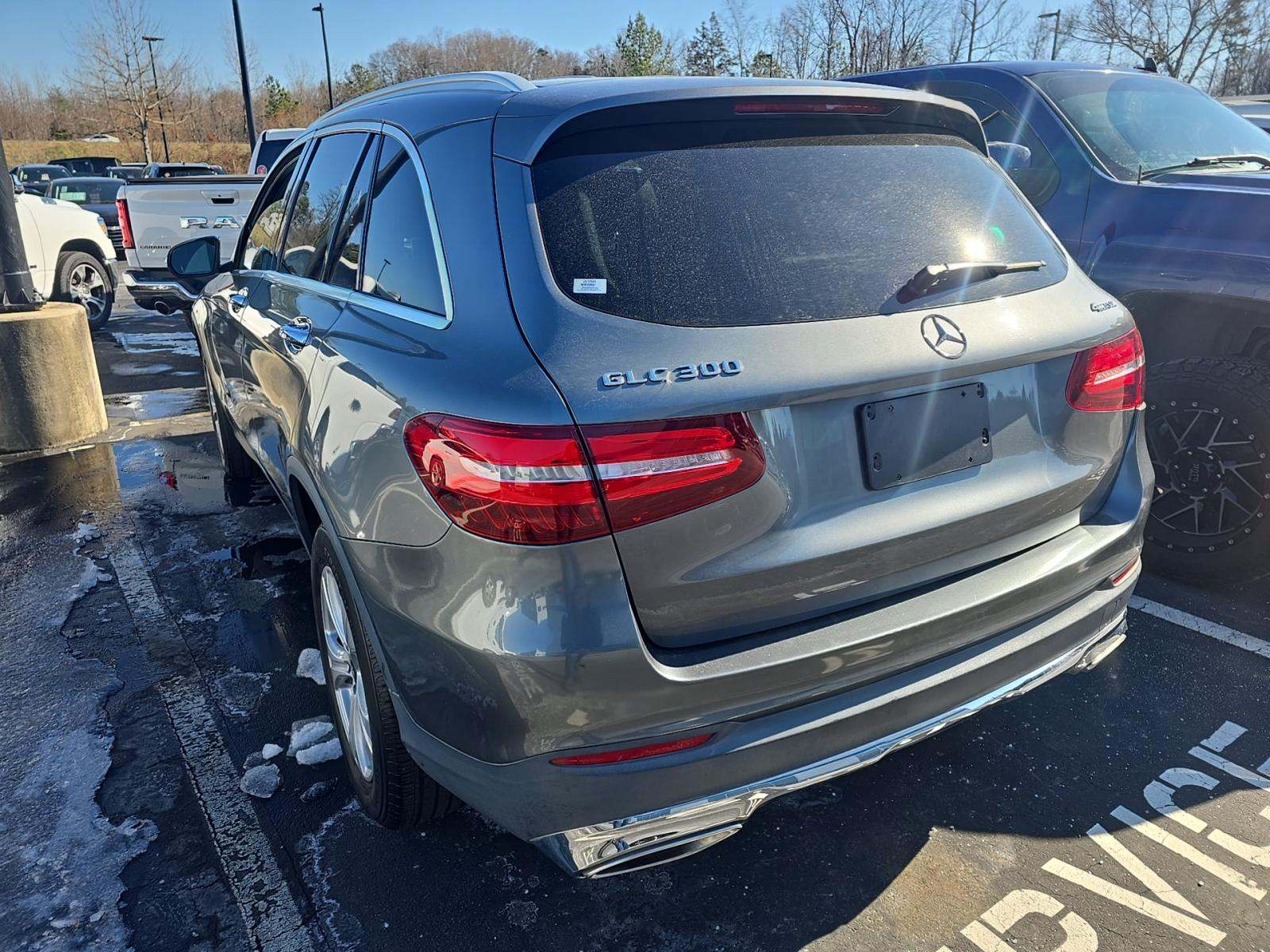 Mercedes-Benz GLC 300 2017 — photo 2