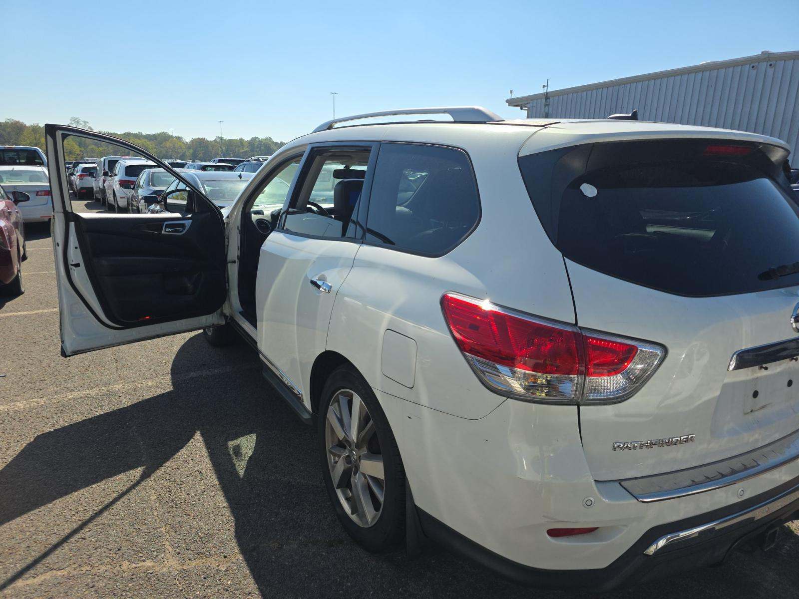 Nissan Pathfinder 2014 — photo 2