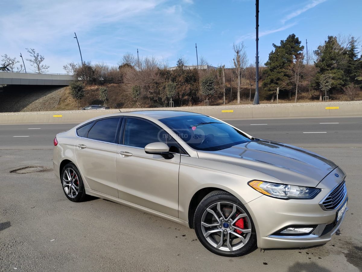 Ford Fusion