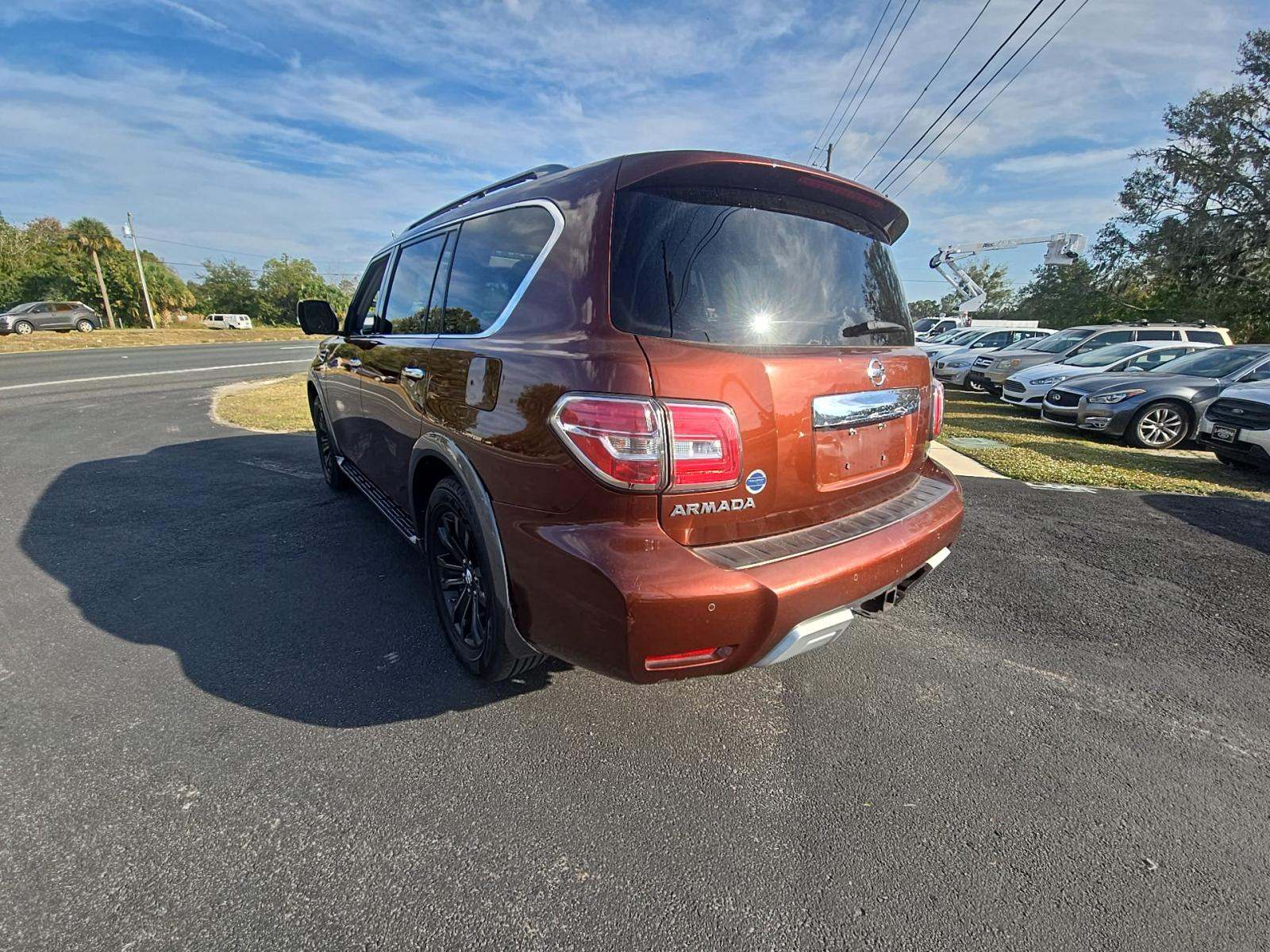 Nissan Armada 2017 — photo 2