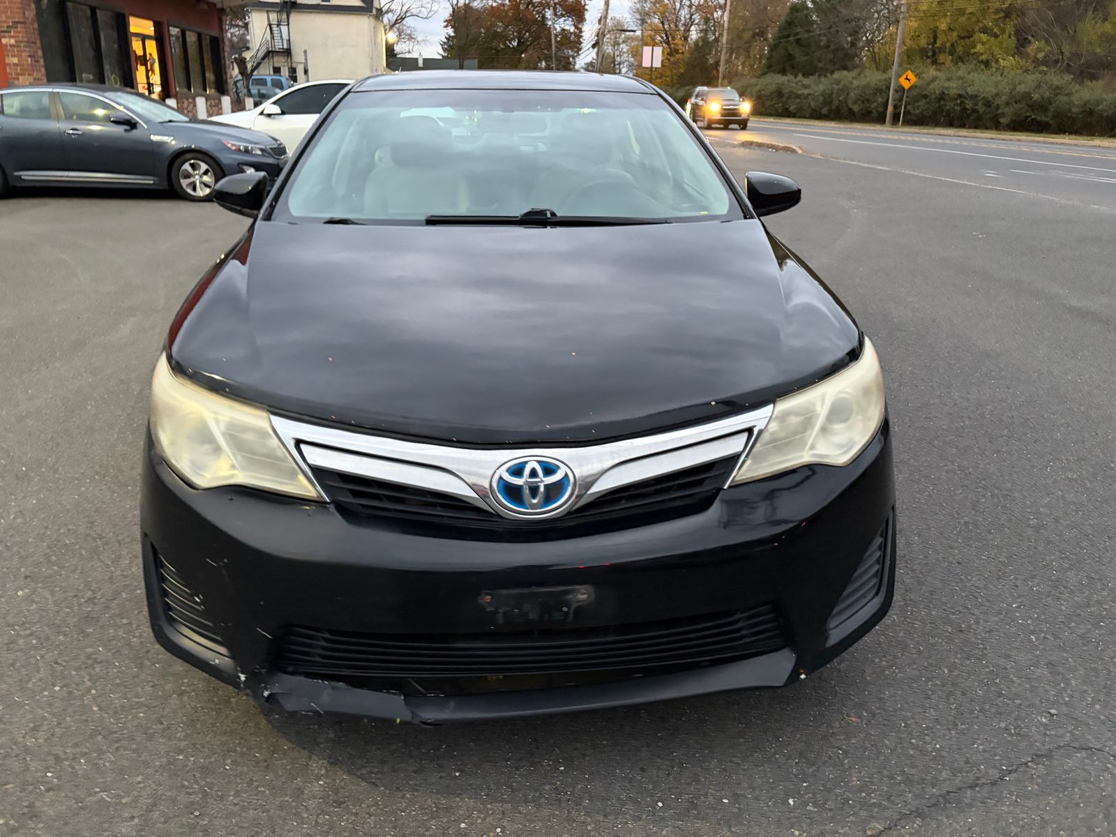 Toyota Camry 2014 — photo 2