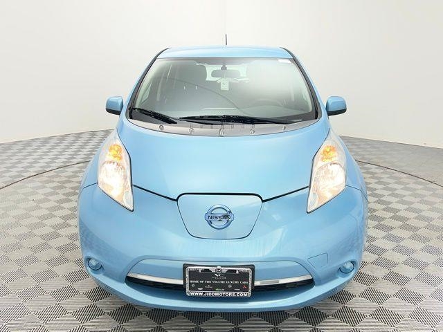 Nissan Leaf 2015 — photo 2