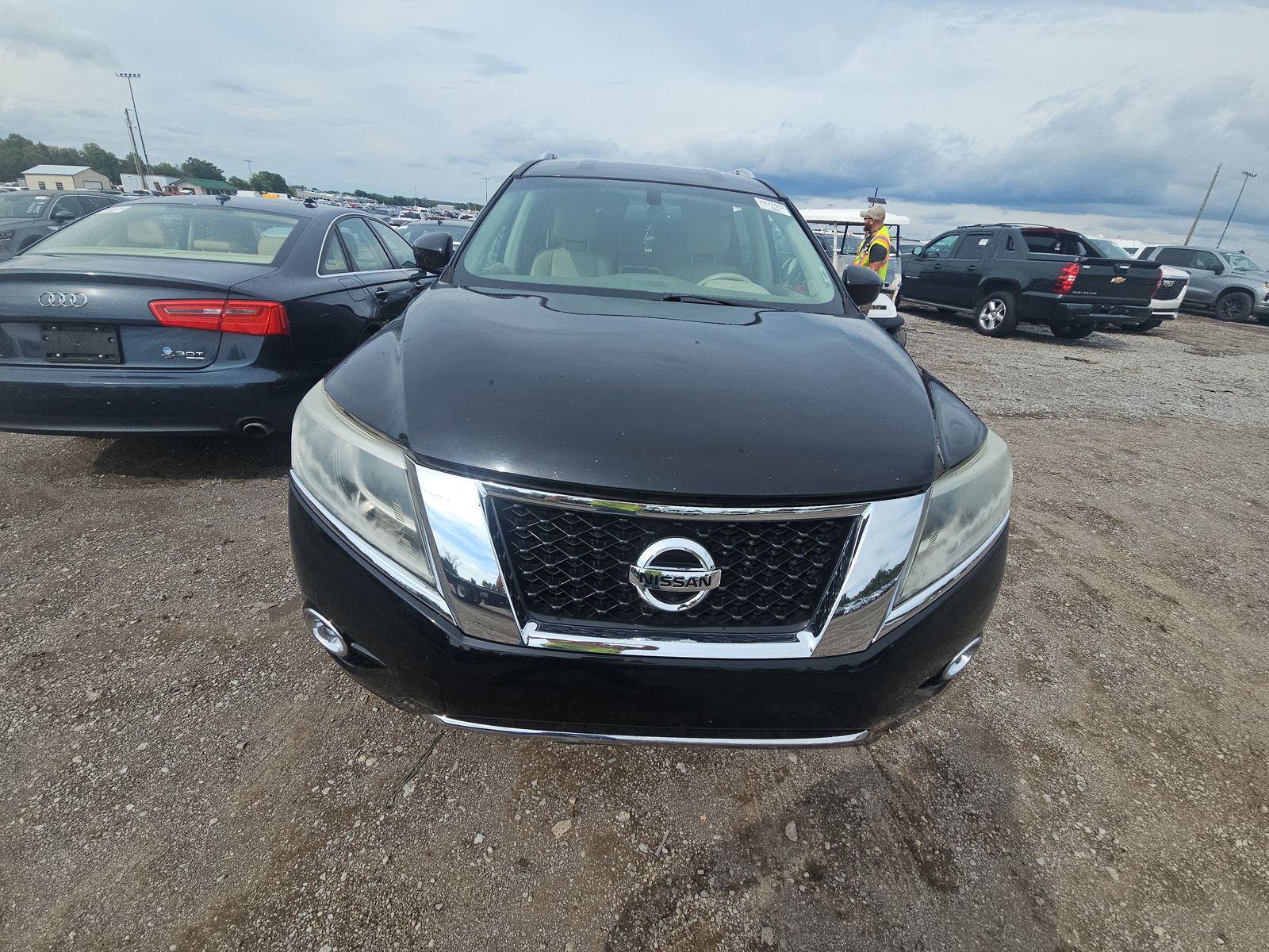 Nissan Pathfinder 2014 — photo 2