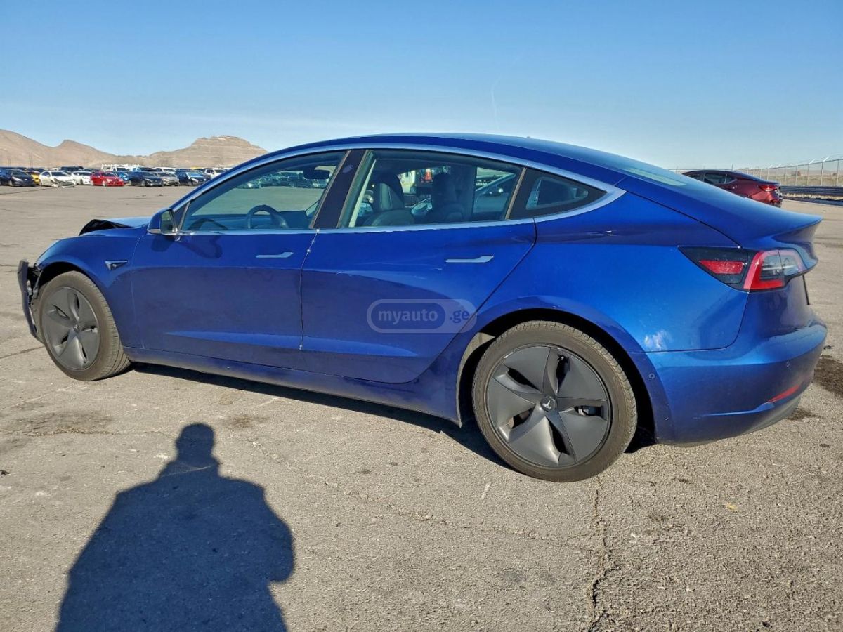 Tesla Model 3 2020 — photo 2