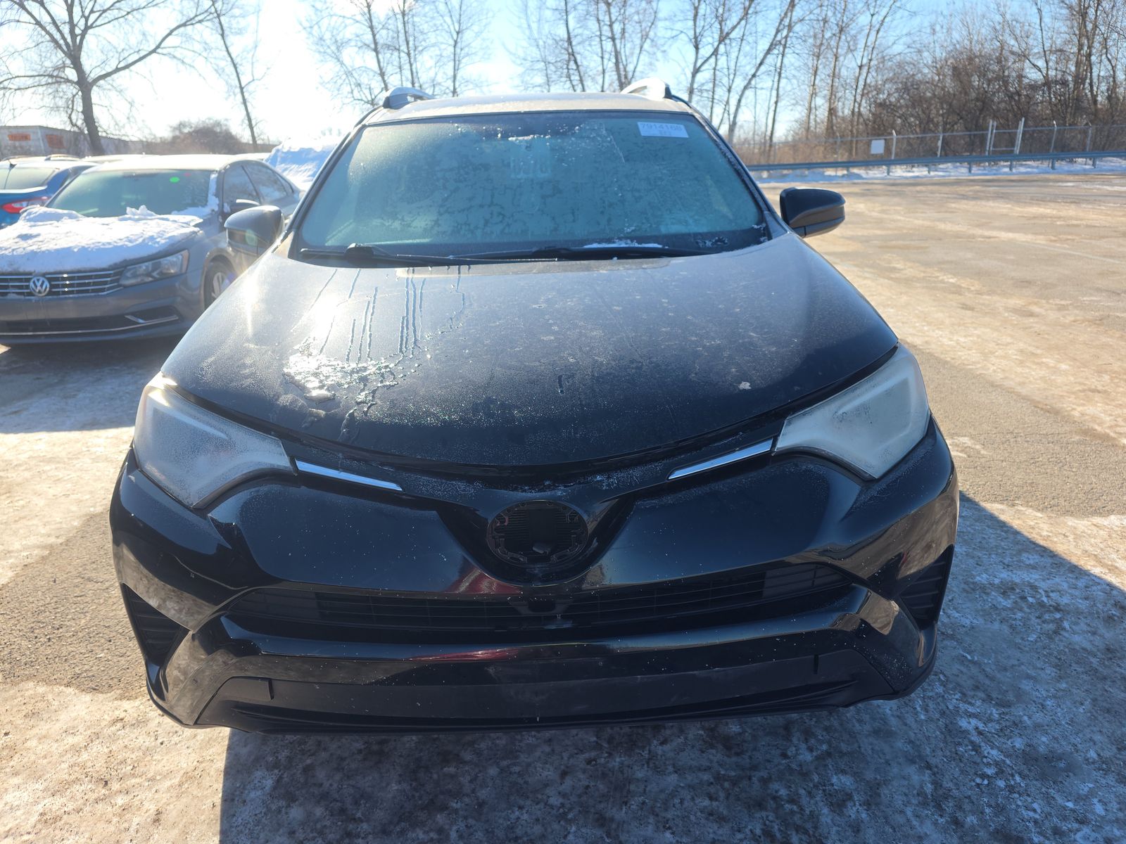 Toyota RAV4 2016 — photo 2