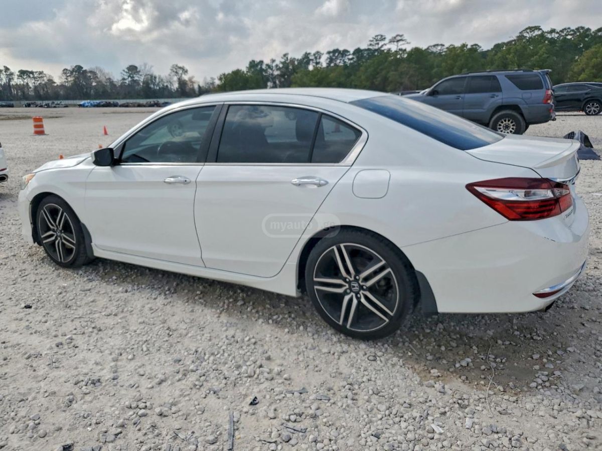 Honda Accord 2016 — photo 2