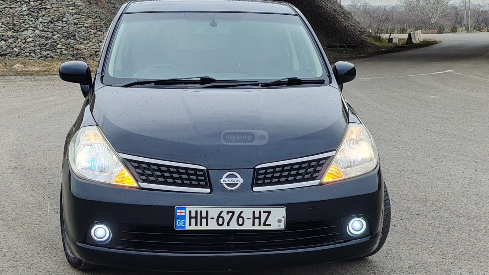 Nissan Tiida 2005 — photo 2