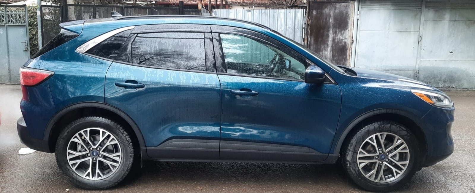 Ford Escape 2020 — photo 2
