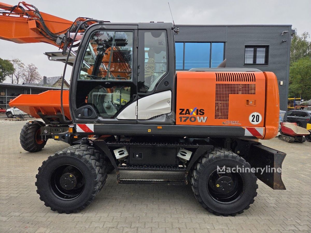 Hitachi 6420 2013 — photo 2