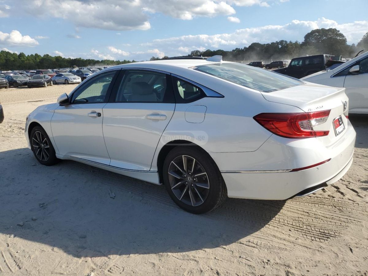 Honda Accord 2022 — photo 2