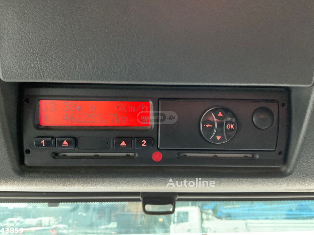 Isuzu TGS 2015 — photo 2