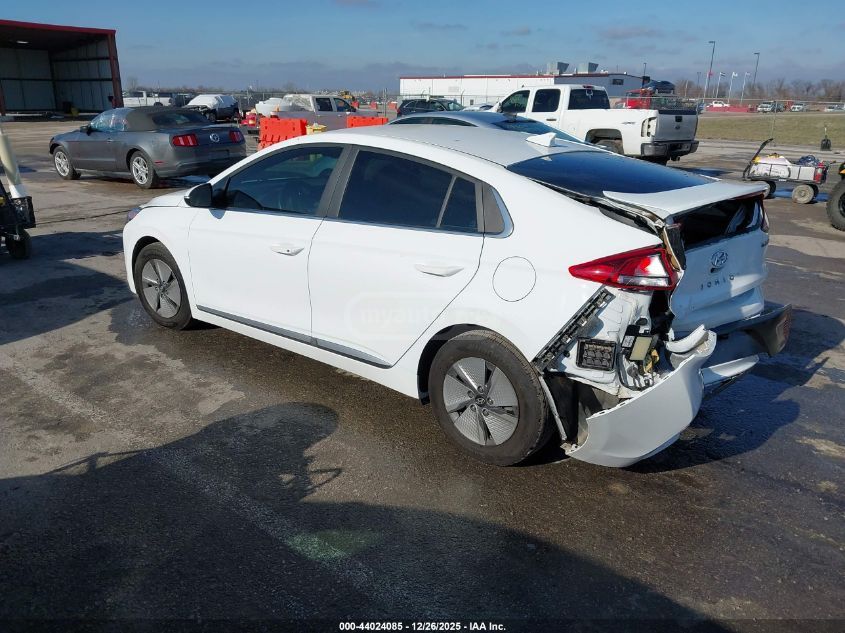 Hyundai Ioniq 2021 — photo 2