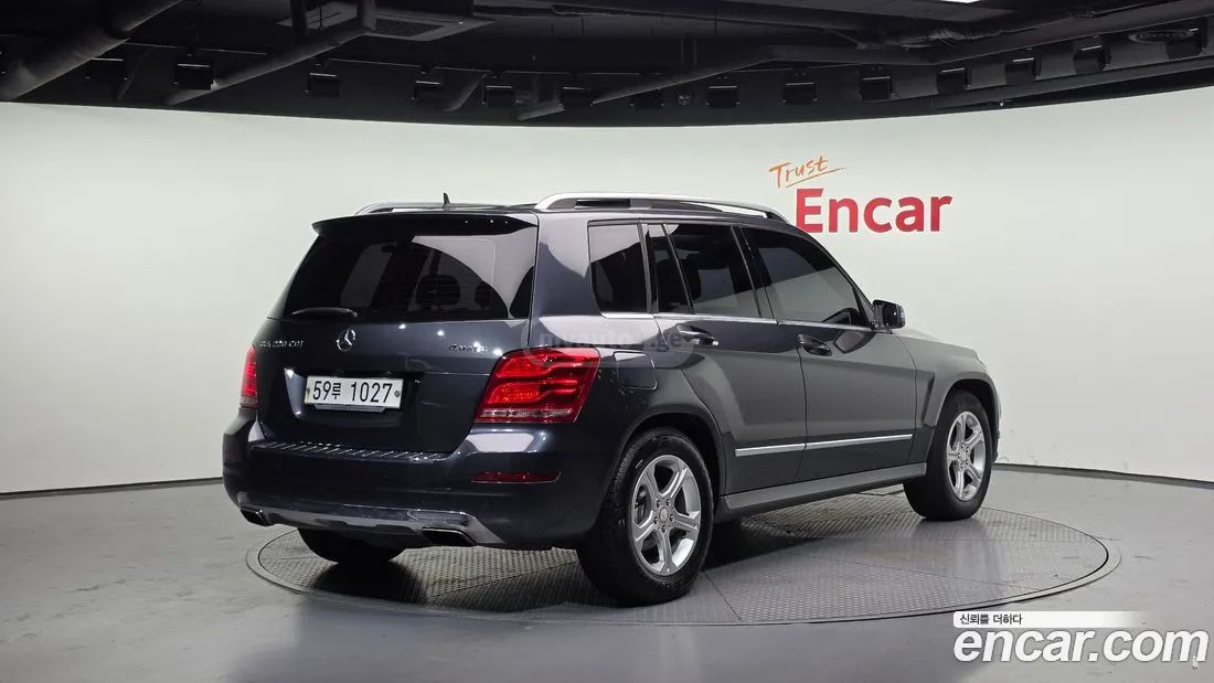 Mercedes-Benz GLK 350 2015 — photo 2