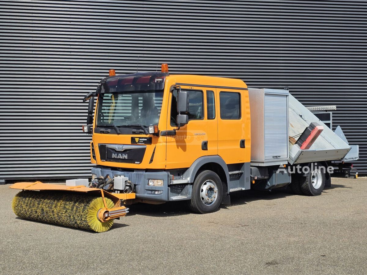 Isuzu TGM