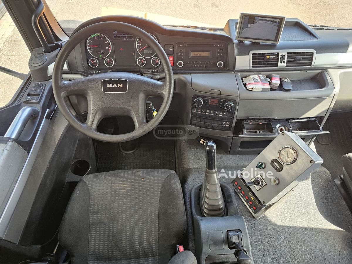 Isuzu TGM 2015 — photo 2