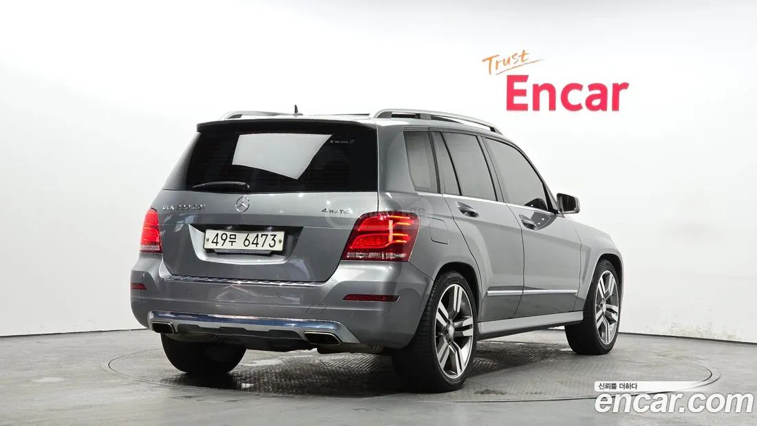 Mercedes-Benz GLK 350 2015 — photo 2