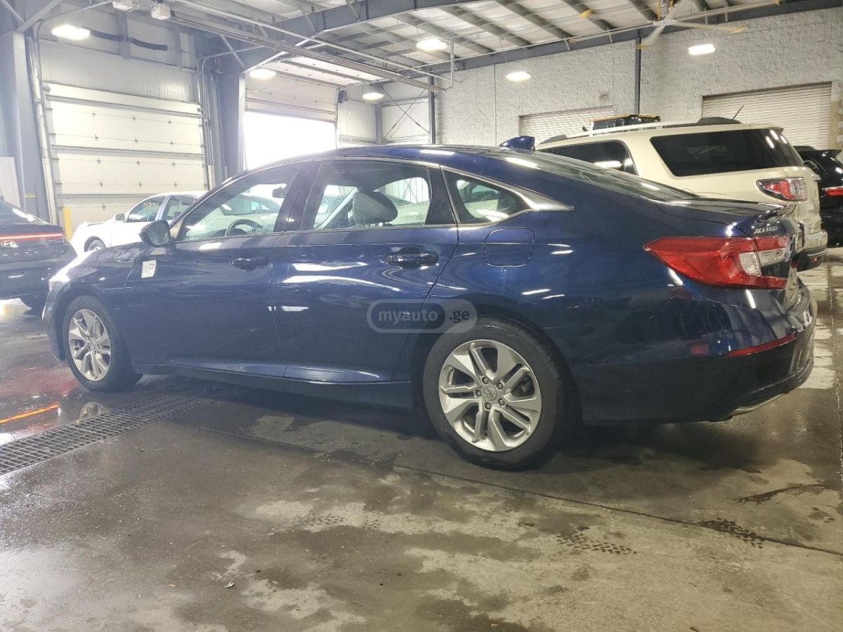 Honda Accord 2020 — photo 2