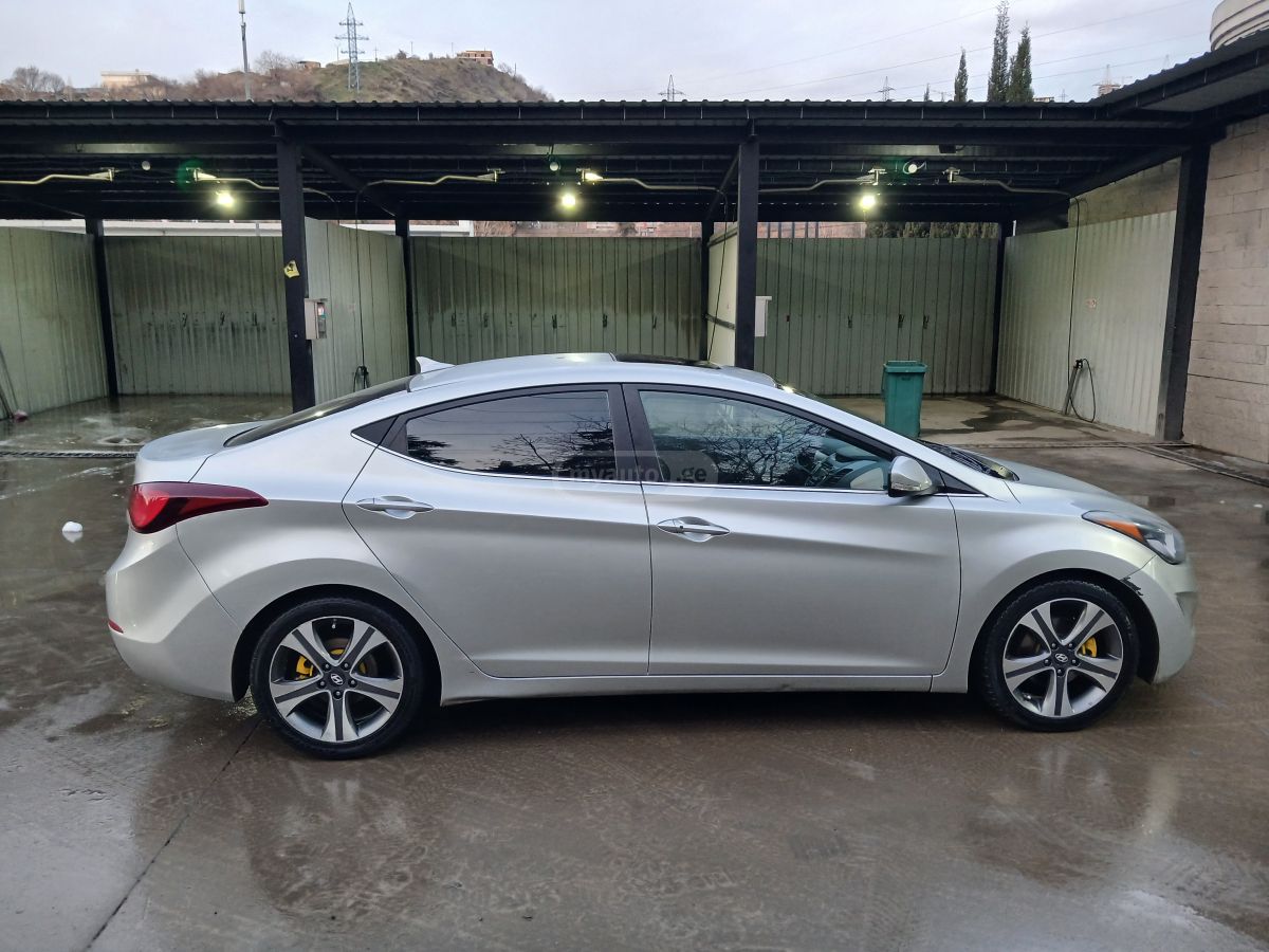 Hyundai Elantra 2014 — photo 2