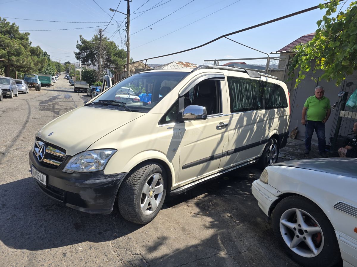 Mercedes-Benz Vito 2012 — photo 2