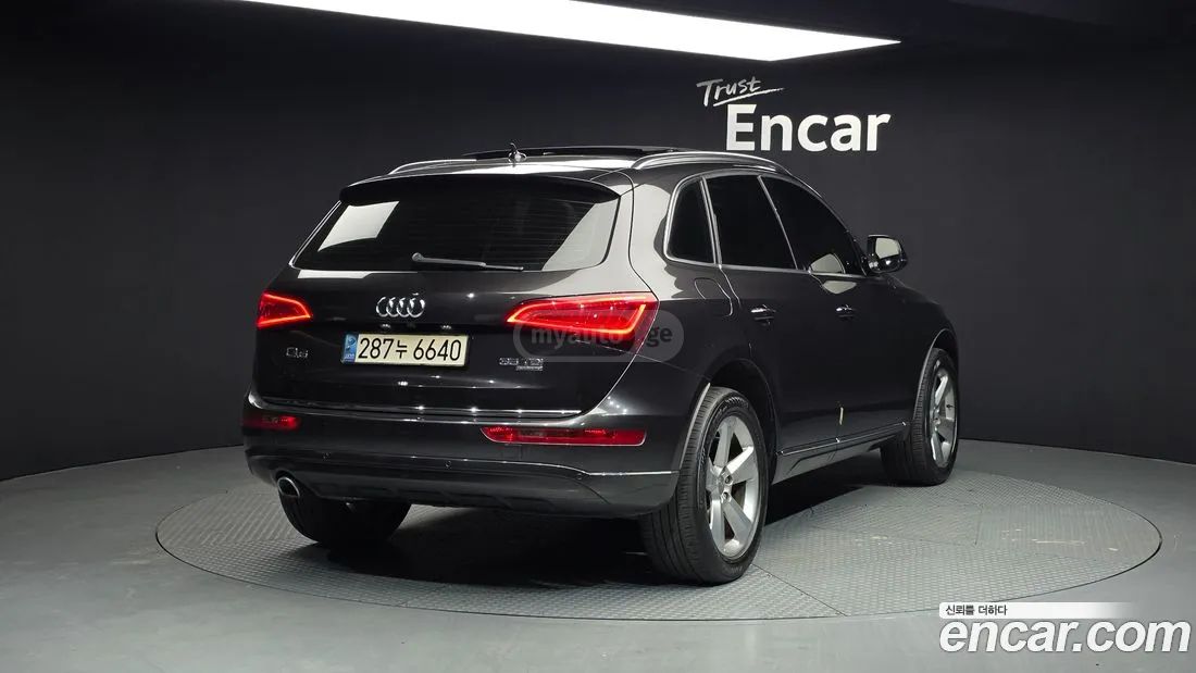 Audi Q5 2015 — photo 2