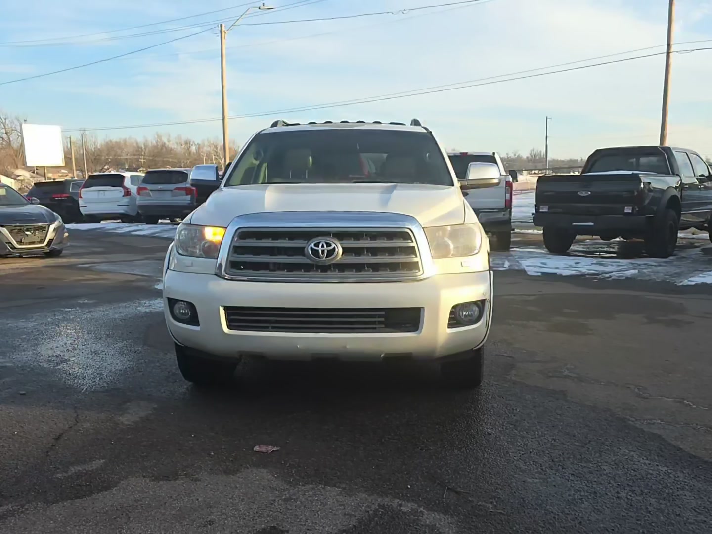 Toyota Sequoia 2014 — photo 2