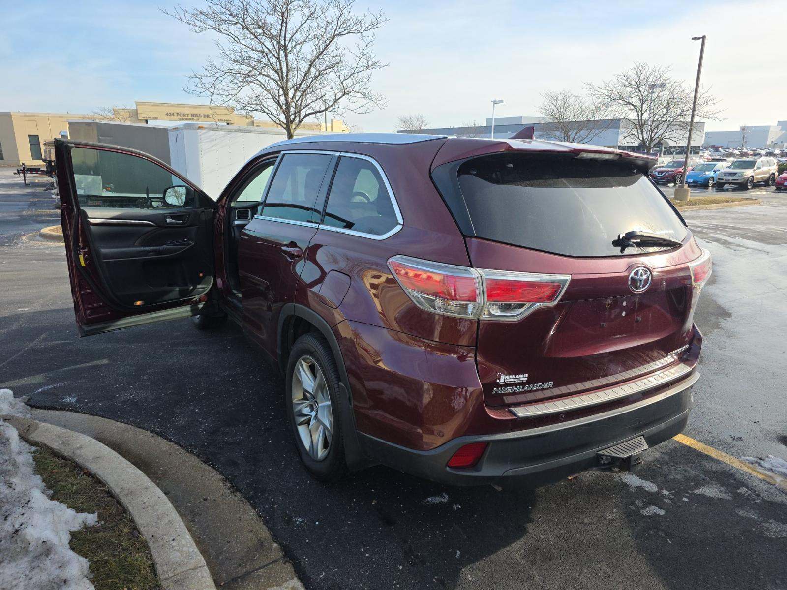 Toyota Highlander 2014 — photo 2