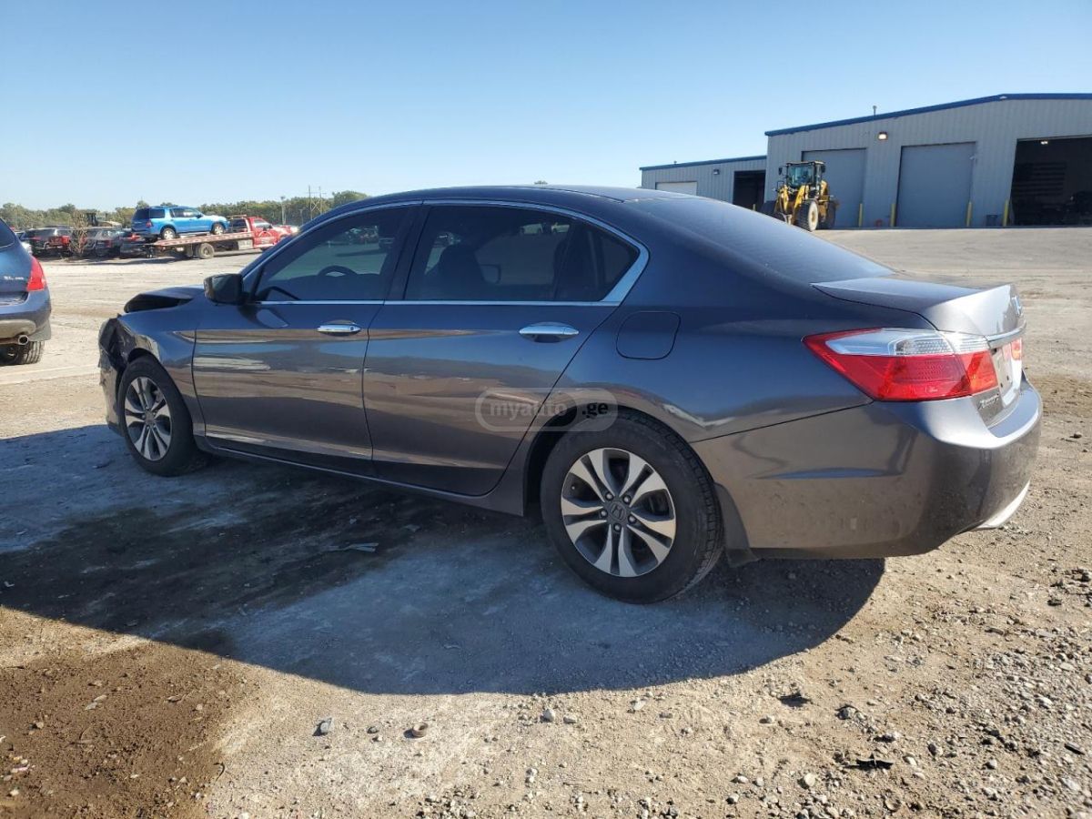 Honda Accord 2013 — photo 2