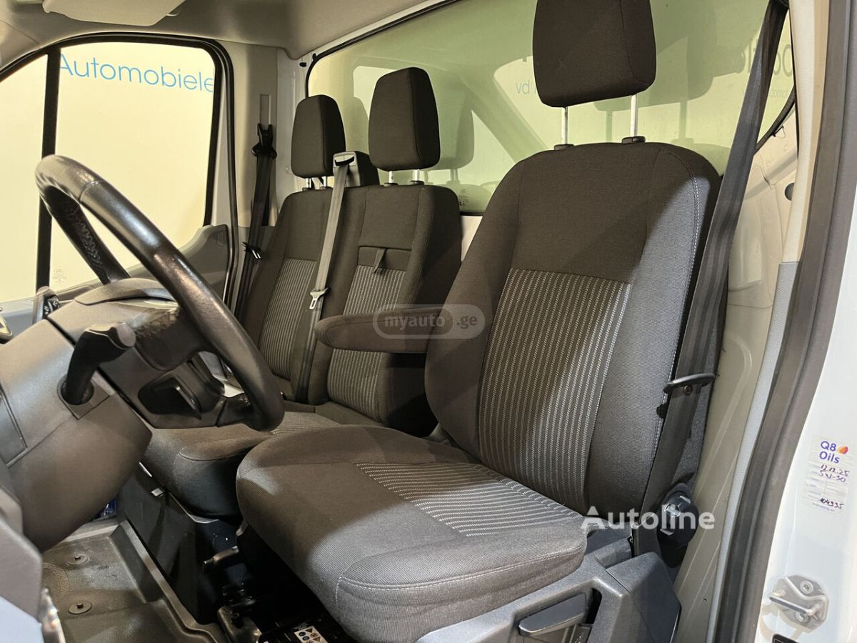 Ford Transit 2019 — photo 2
